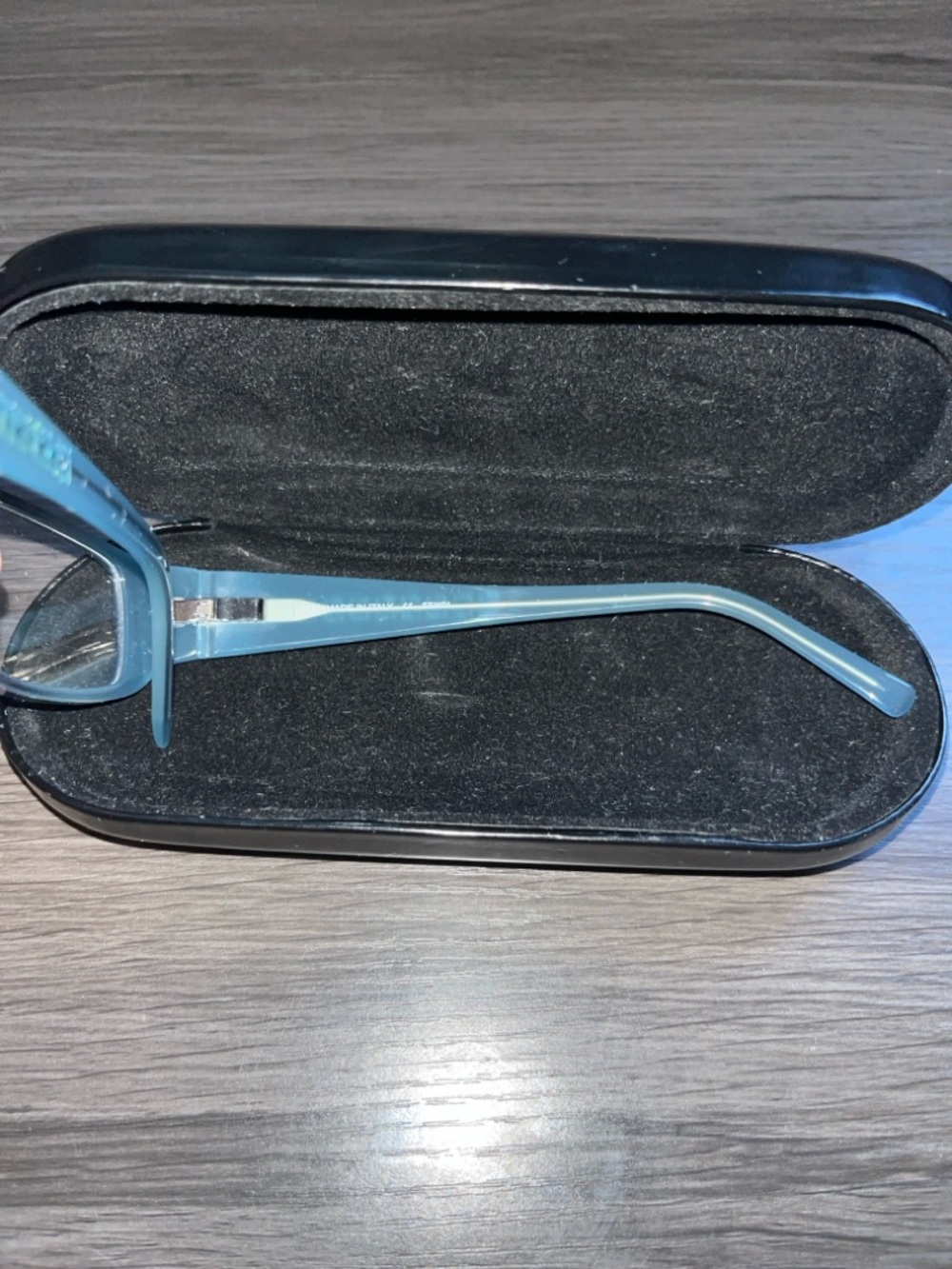 EUC Fendi Rectangular Women Blue with Glitter frame + case - Picture 7 of 10